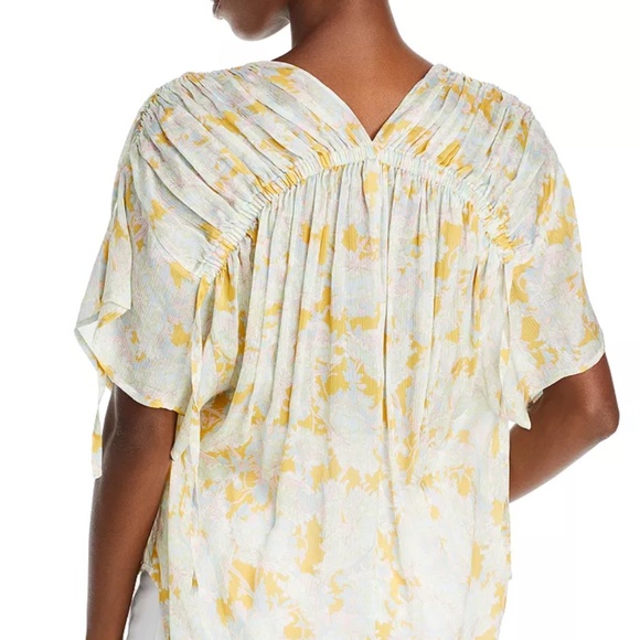 NWT VINCE Lotus Ruched Silk Floral Blouse Ladies Size Small - Picture 13 of 16